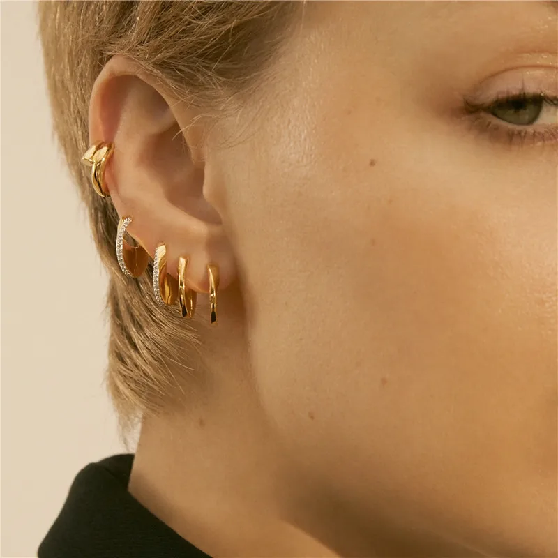 

Fashion Minimalist Retro Metallic Line Layered Twist Earrings Ear Buckle Hoop Earrings for Women Jewelry Gift