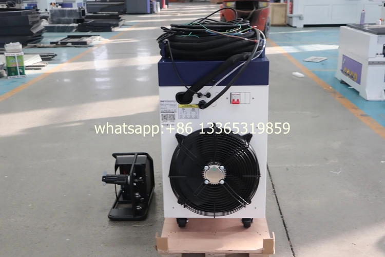 Аппарат для лазерной очистки и удаления ржавчины 2000 Вт