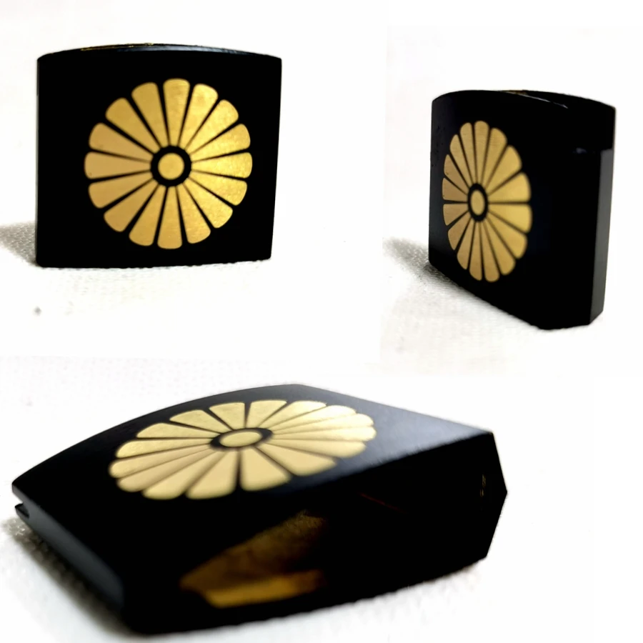 

Медный резной черный цветок хабаки для катаны