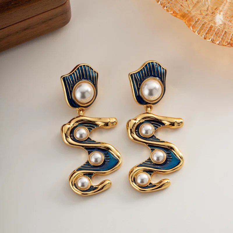 

Minar Hyperbole Navy Blue Enamel Twisted Water Wave Dangle Earrings for Women 14K Gold Plated Brass Imitation Pearl Long Earring