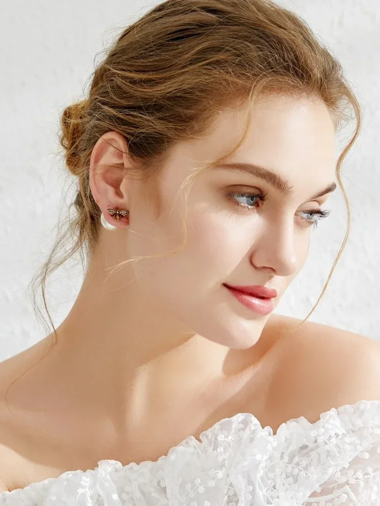 Женские серьги в ретро стиле с пчелиным жемчугом