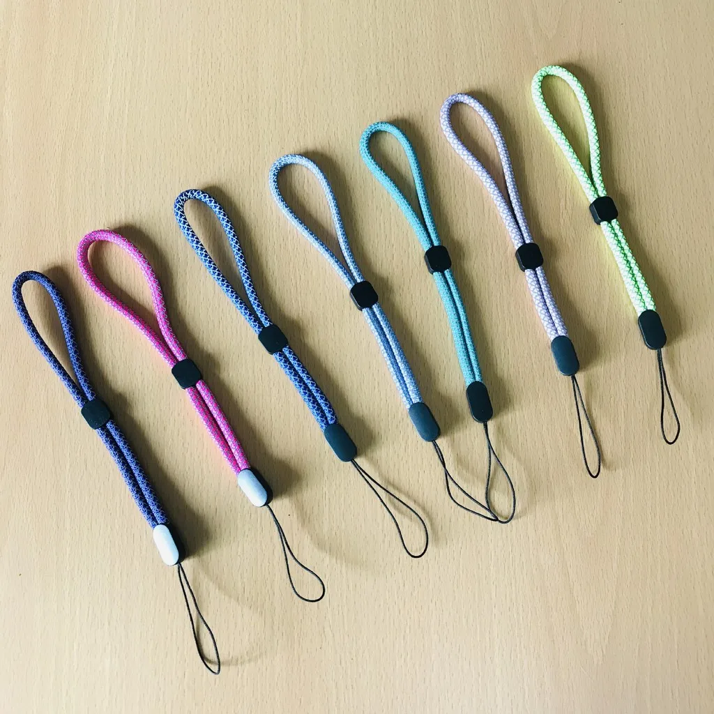 Регулируемый шнурок для смартфона с USB-ключом |