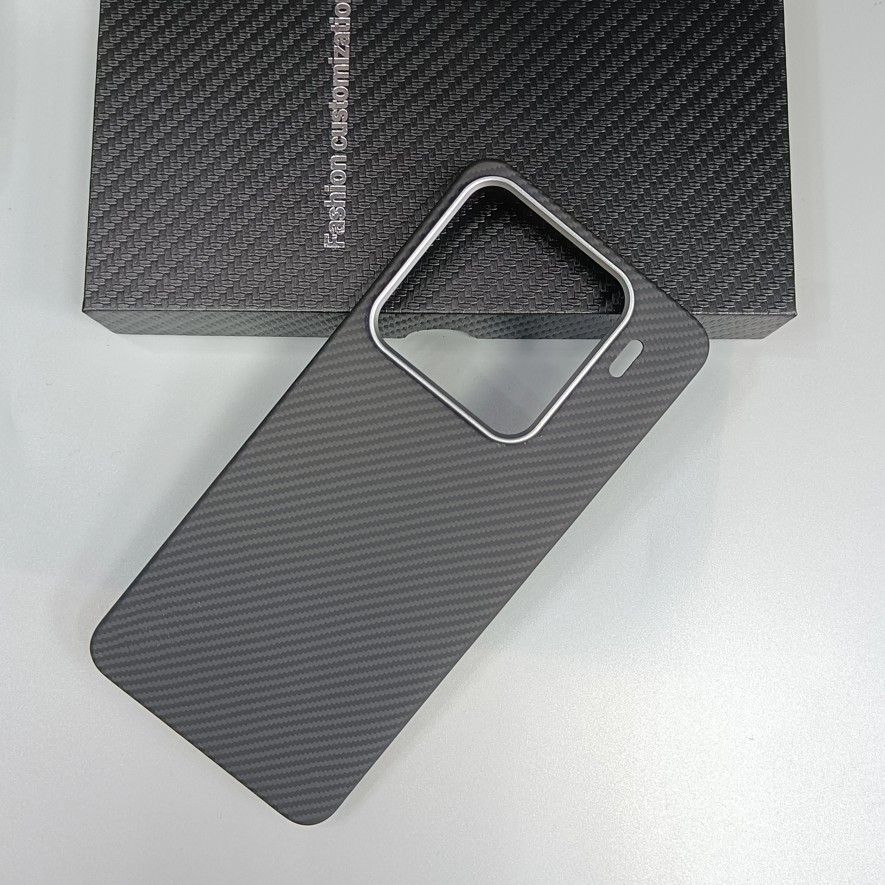 Натуральный арамидный чехол Magsafe из углеродного волокна для Xiaomi 15 Pro Mi15