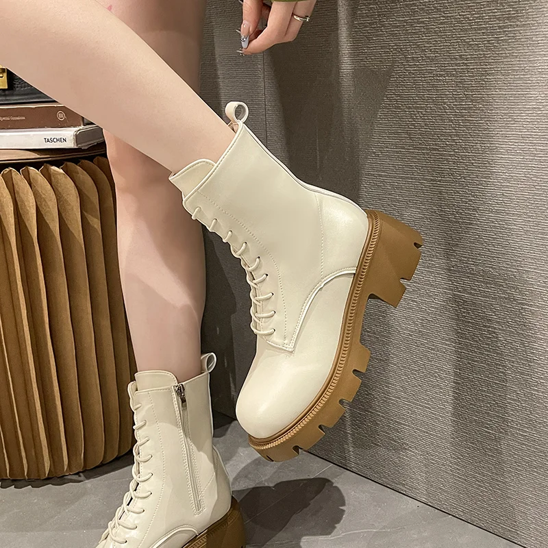 

Новинка 2023, кожаные зимние женские ботинки на молнии, Модные ботильоны на массивном каблуке с круглым носком, женская обувь на платформе, же...