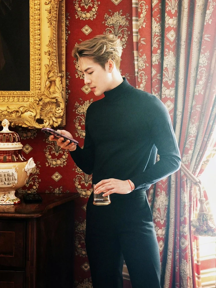 WANG Jiaer Same Sle Dralon Нижняя рубашка можно носить на улице Американская толстовка с