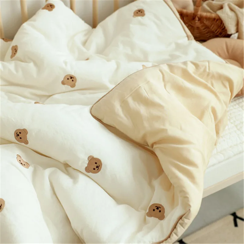 

Cotton Comforter Thicken Warm Children Bed Linen Soybean Fiber Quilt Thickening Winter Cute Cartoon Bear Bedding Pillow Blanket