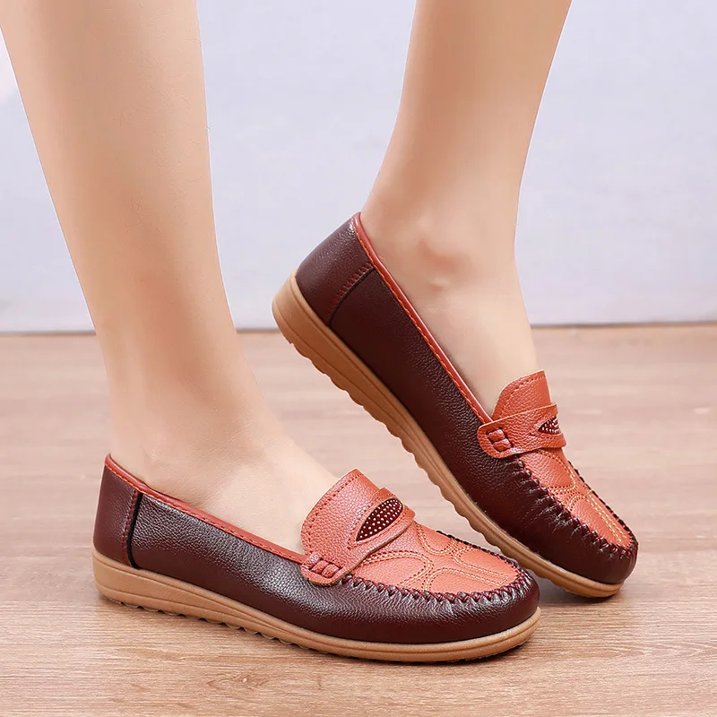 New Moccasins Women Flat Shoes Leather Woman Loafers Female Shoes Slip on Ballet Flats Soft Bottom Shoes Loafers