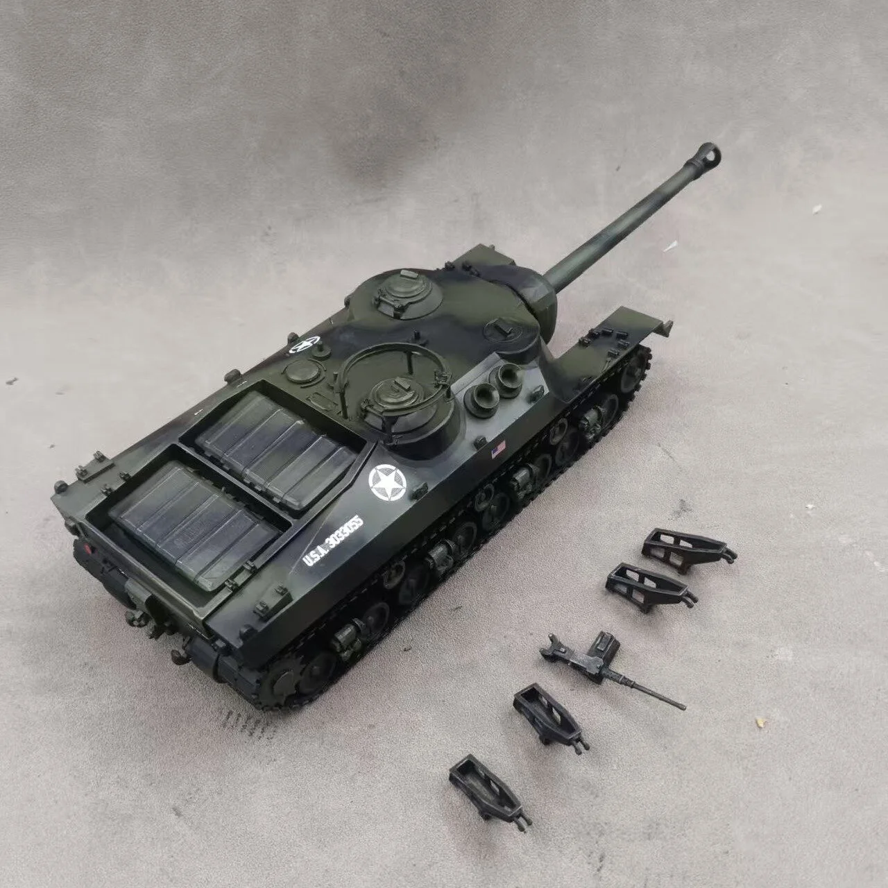 Фото Американский сверхтяжелый танк T28 (переименованный в T95) масштаба 1/35, готовая модель с ручной росписью, декоративное украшение, напечатанное на 3D-принтере. №2