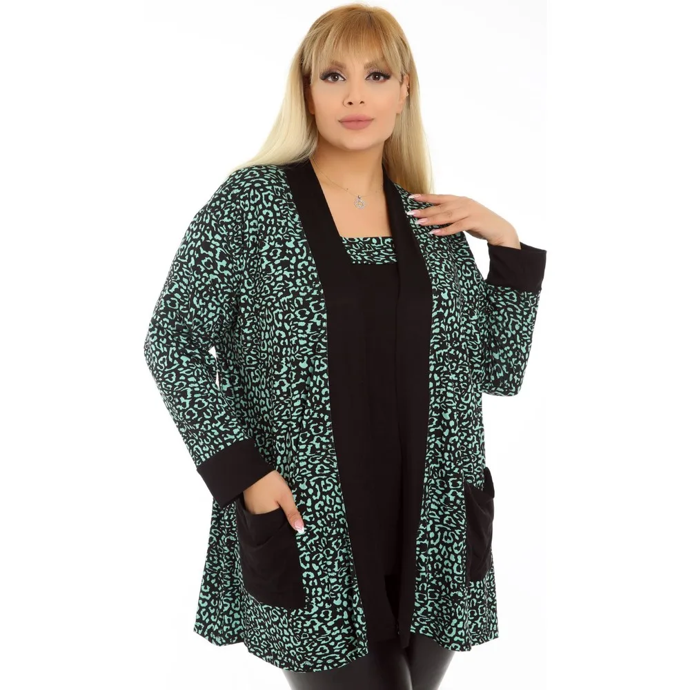 

Кардиган с карманами и леопардовым принтом