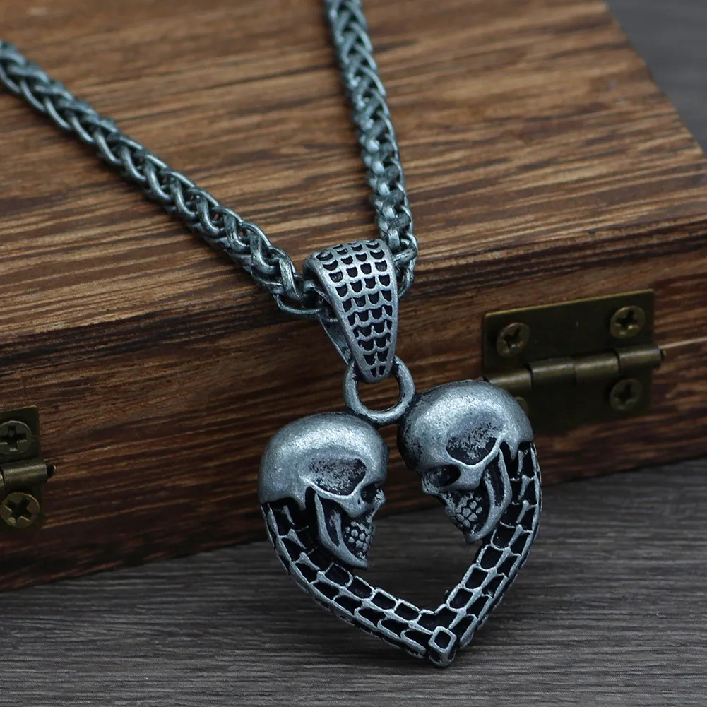 

Vintage Personality Heart Shaped Skull Necklace Hip Hop Punk Gothic Sweater Chain Men's Party Jewelry Accessories Gift