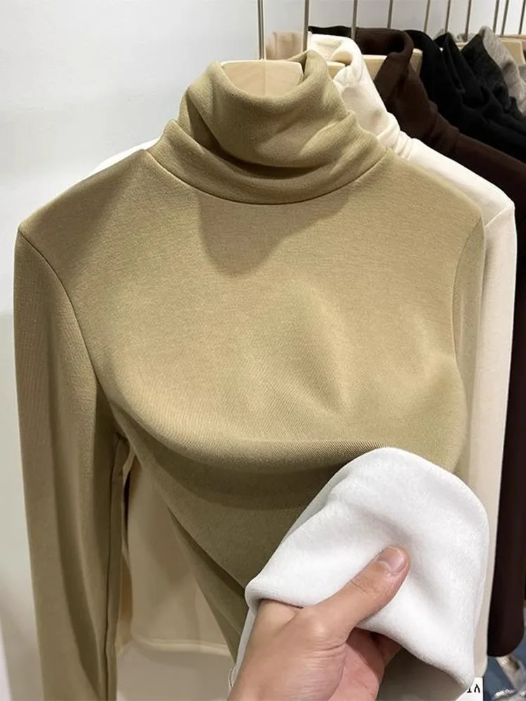 Черная водолазка на флисовой подкладке утолщенная нижняя рубашка женская