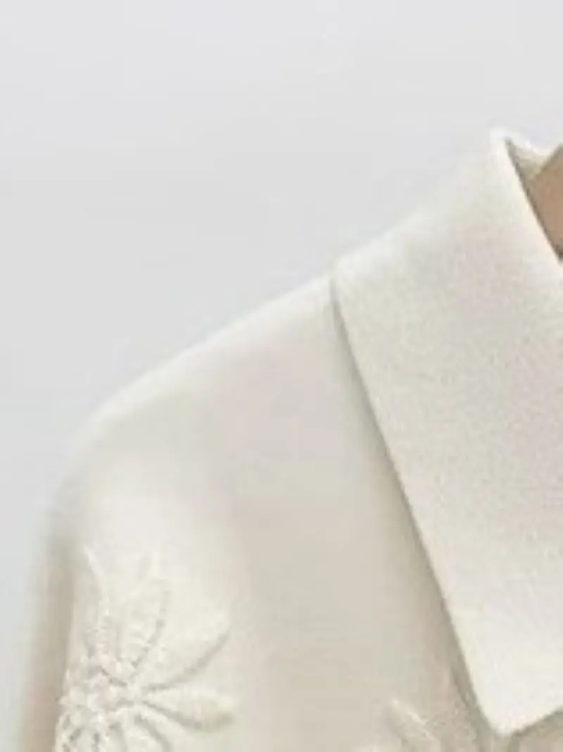 

Women Cardigan Flower Embroidery Polo Collar Single Breasted Coat