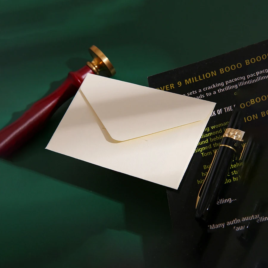 

Мини-конверты с окошком для бумаги