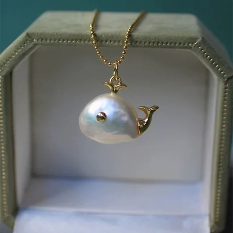 Pearl Baroque Whale Necklace Marine Life Pendant Color Preserved Clavicle Chain Birthday Gift Small Fish Studs Earrings Women