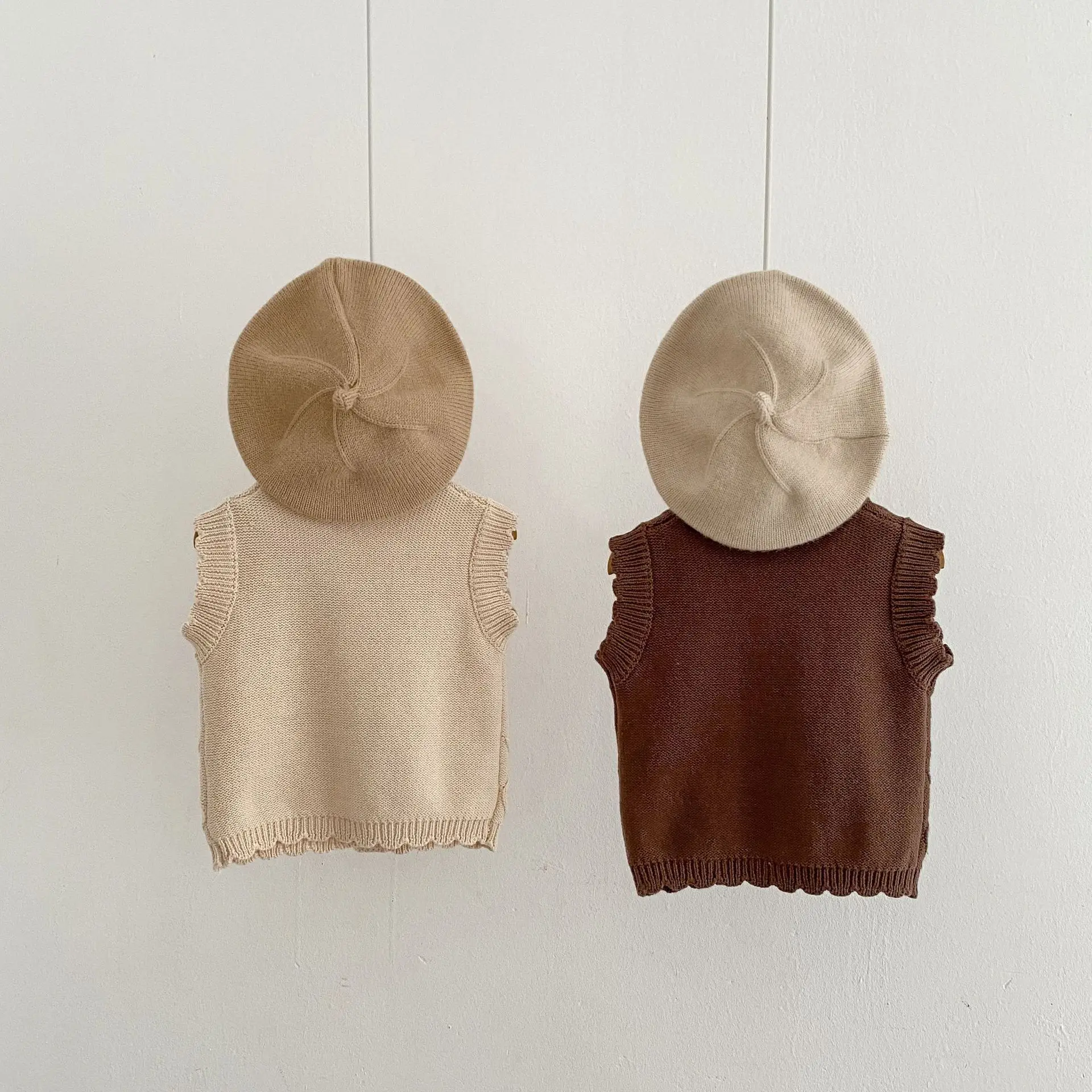 

2022 Autumn New Baby Knitted Vest Infant Girl Sleeveless Coat Toddler Boy Casual Jacket Children Tops Costume