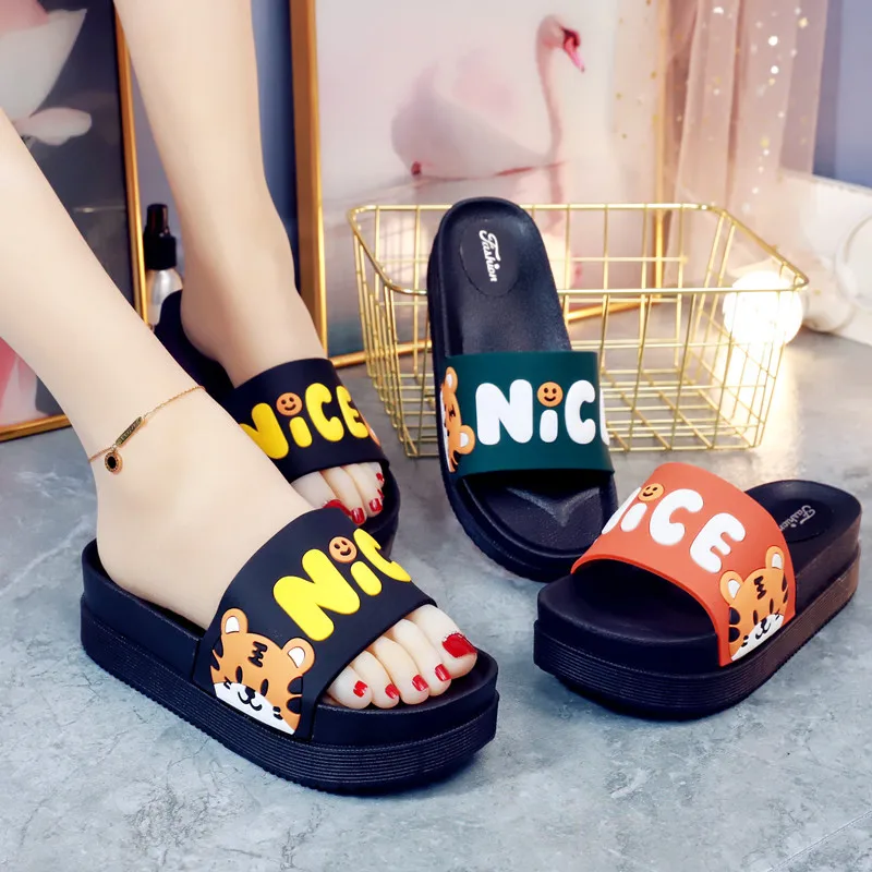 

Summer Home Slippers For Women Thick Platform Fashion Womans Bedroom Shoes Cute Cartoon Woman Slides Outside Non-slip Bathroom
