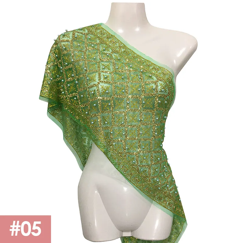 tradycyjna tajska sukienka dla kobiet z haftowanym szalem i cekinami koralików Materiał poliestrowy do noszenia na święta