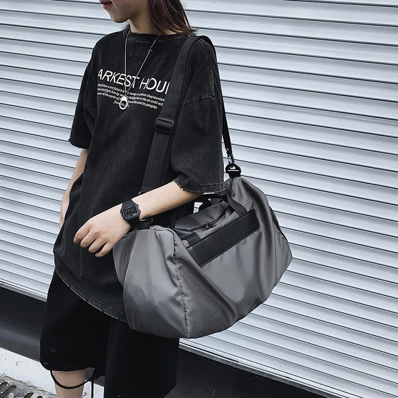 2021 New Large Capacity Travel Bag Women's Short Distance Light Dry Wet Separation Yoga Sports Fitness Bag Handbag Men's