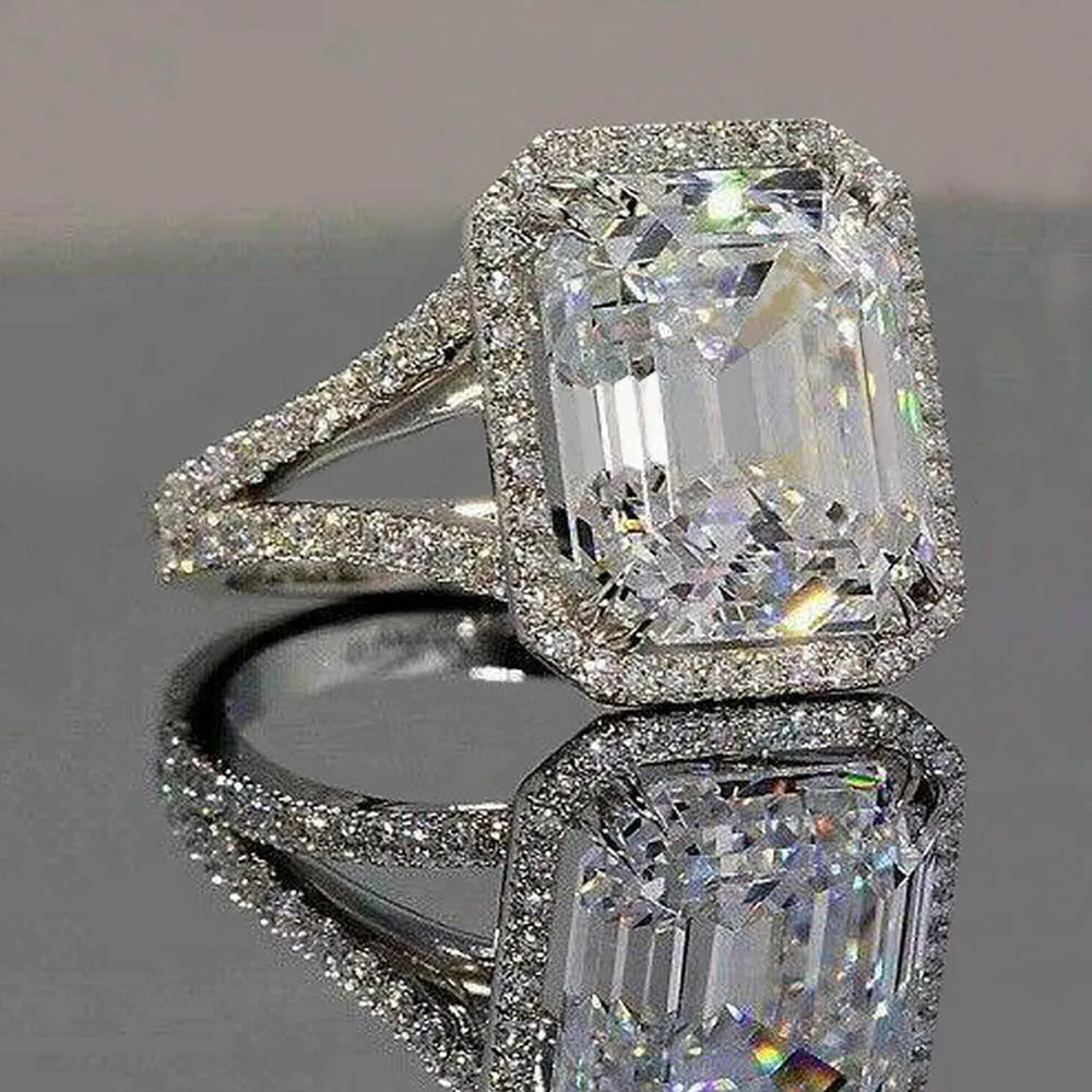 

Huitan Luxury Crystal Square Cubic Zirconia Wedding Rings for Women Fashion Contracted Design Engagement Bands Female Jewelry