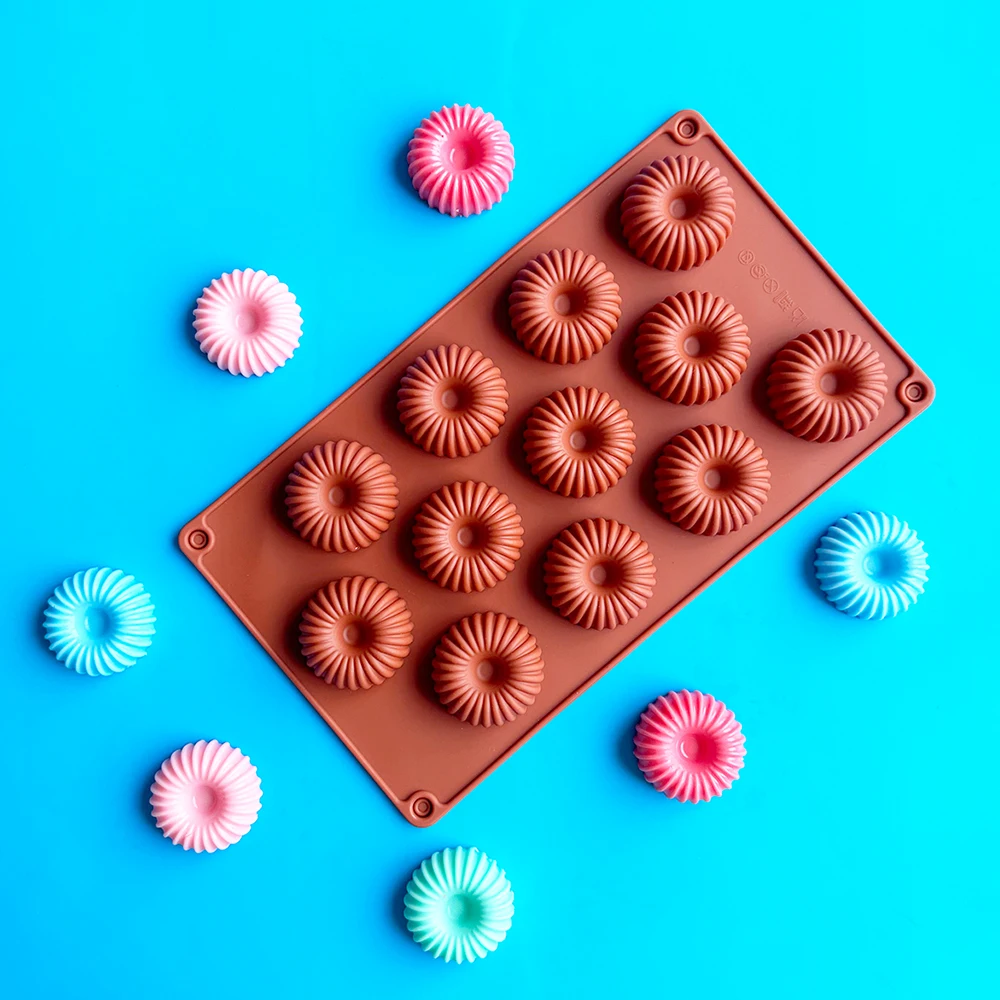 

Donut Mold Silicone Chocolate Mold Pastry Bread Cake Mold Non-Stick Baking Mold DIY Baking Tray Doughnut Dessert Making Tools