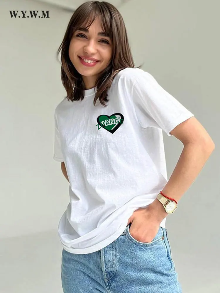 

Футболка женская с трехмерным принтом сердечек и коротким рукавом