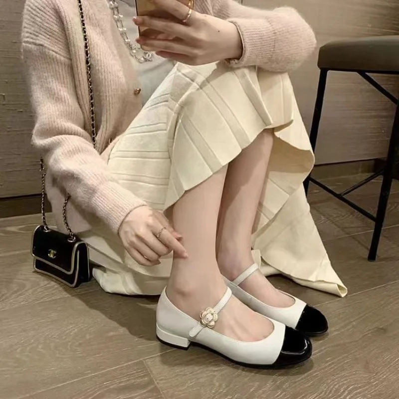 

Женские туфли-лодочки с круглым носком, на каблуке