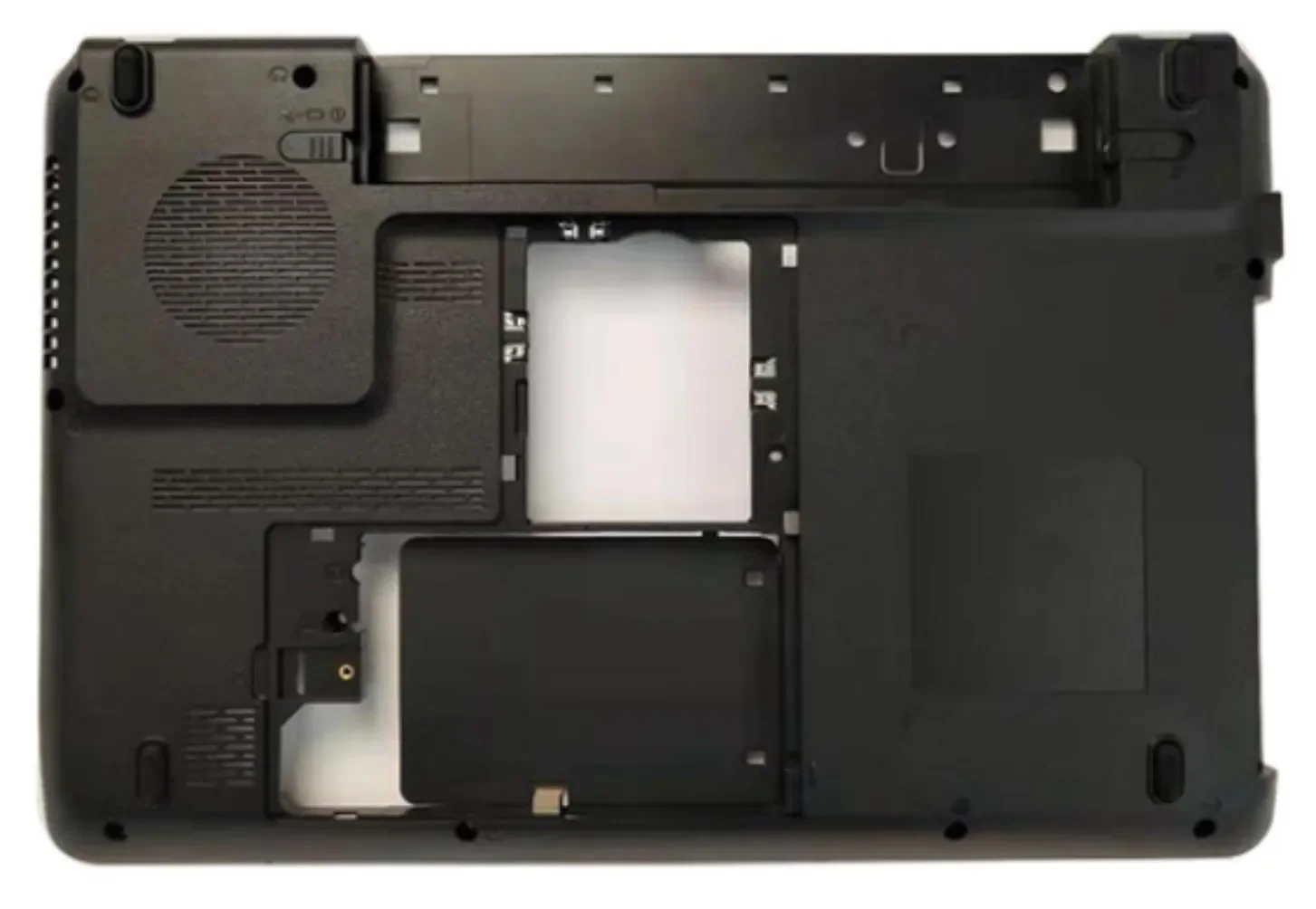 

MEIARROW New/Orig for Toshiba satellite C600 C640 bottom base case bottom cover with USB V000340250