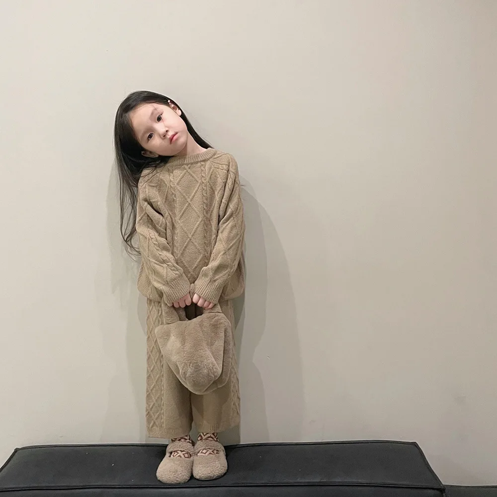 

Autumn Winter Girl Children Retro Knitting Pullover Sweater Ser Baby Cotton Solid Plaid Long Sleeve Tops+Knitted Pants 2pcs Suit