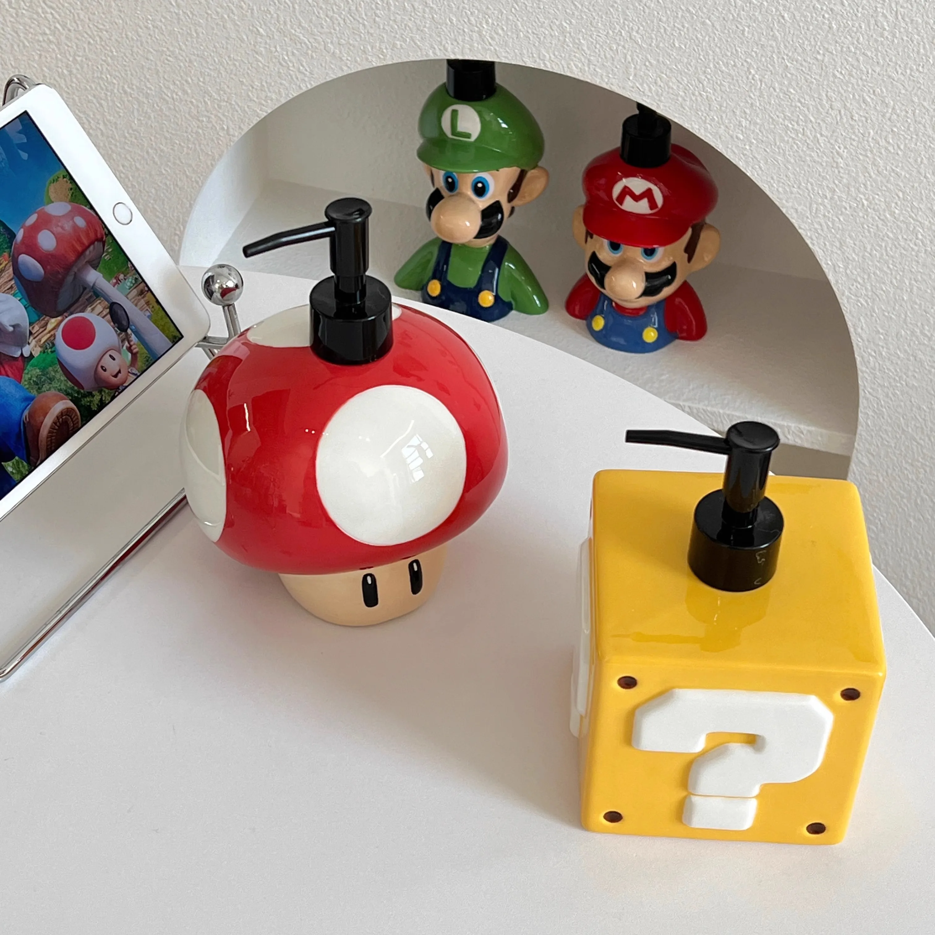 Фото Пресс-бутылка Super Mario, гель для душа, пустая бутылка, дезинфицирующее средство для рук, отдельная бутылка, креативный мультяшный подарок, принадлежности для ванной комнаты №2