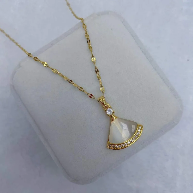 

Light Luxury High-Grade Opal Small Skirt Titanium Steel Necklace Pendant
