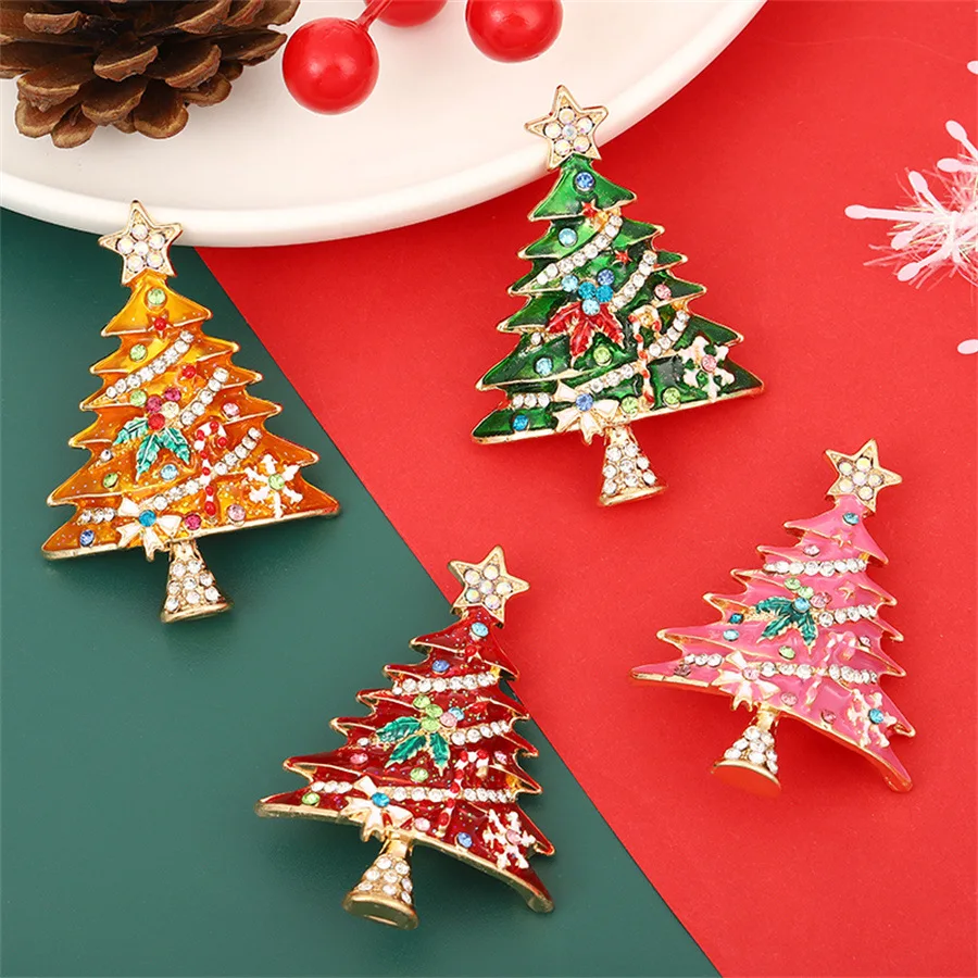 

60PCS Wholesale 2023 New Christmas brooches Pin Enamel Christmas Tree Rhinestone Unisex Brooch Sweater Suit Accessories