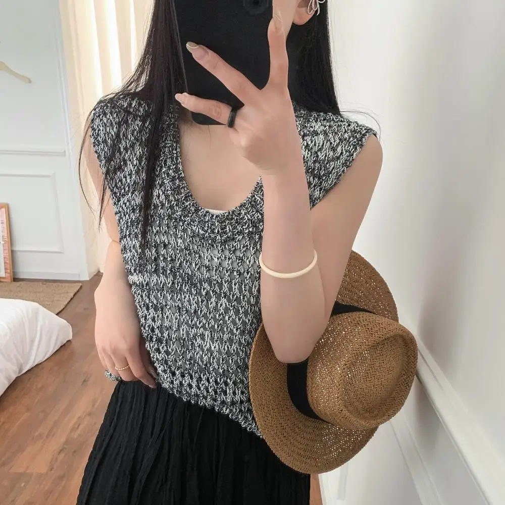 Повседневный свитер с V-образным вырезом без рукавов