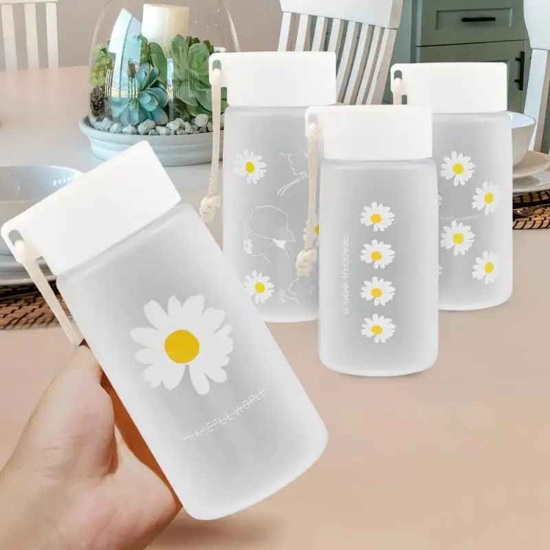 

0.5L Water Bottles With Rope Cute Daisy Transparent Plastic BPA Free Cup Portable Frosted Travel Mug Outdoor Sports Drink Kettle