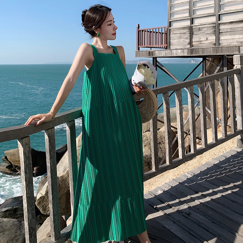 

Solid Beach Style Women's Sexy Dresses Backless Large Size Summer Holiday Sleeveless Elegant Loose Folds Female Clothing