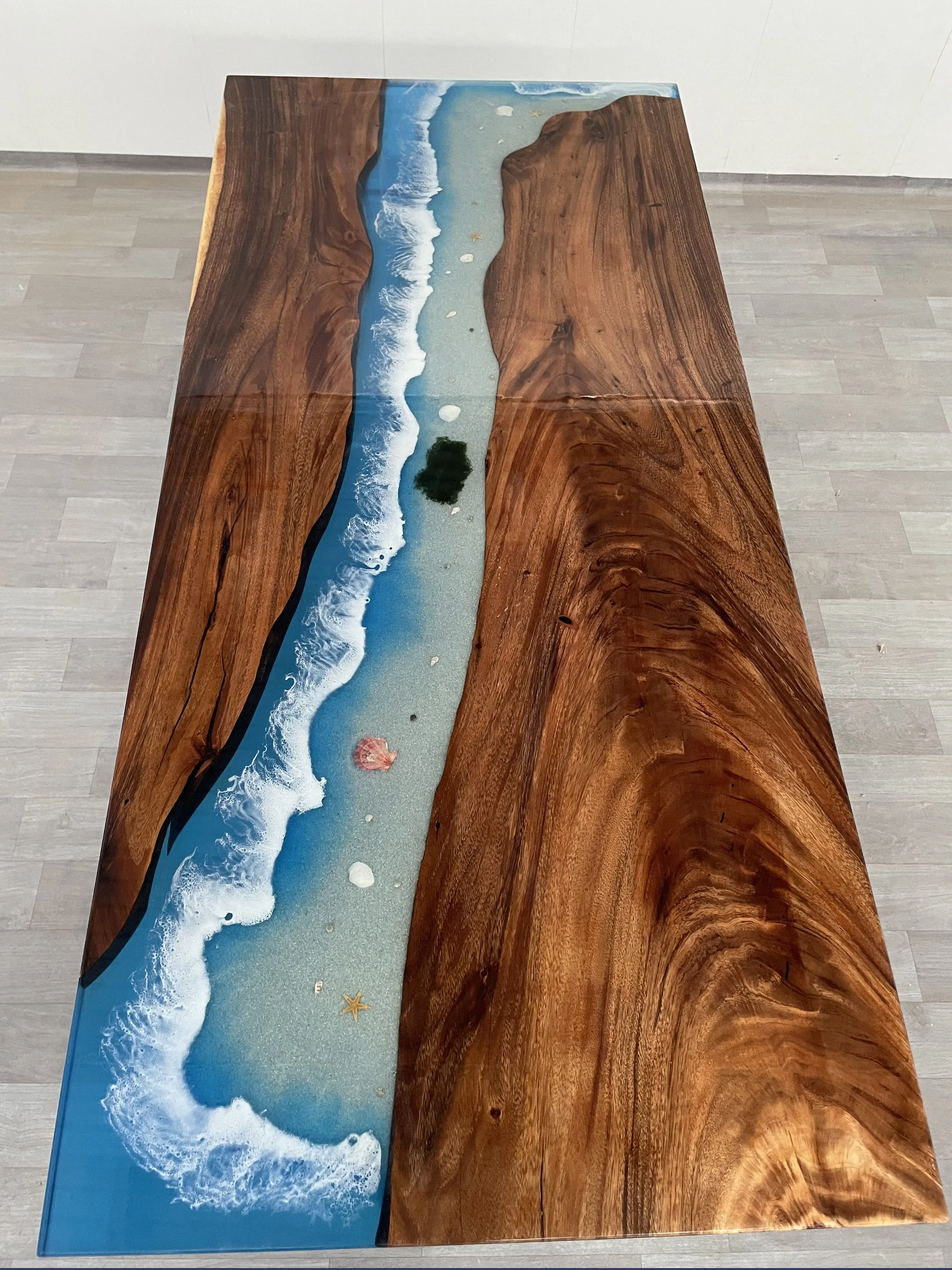 Стол для реки с океанской волной столешница из цельного дерева большой