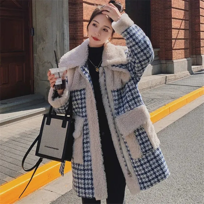 

Imitation Lambswool Women's Coat New Winter 2022 Add Velvet Add Thick Fashion Contrasting Colors Splicing Lattice Cotton Clothes