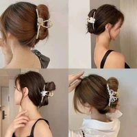 korean version net red small fragrant wind catch pearl large shark catch female back of head clip flower hair catch 2021 hair