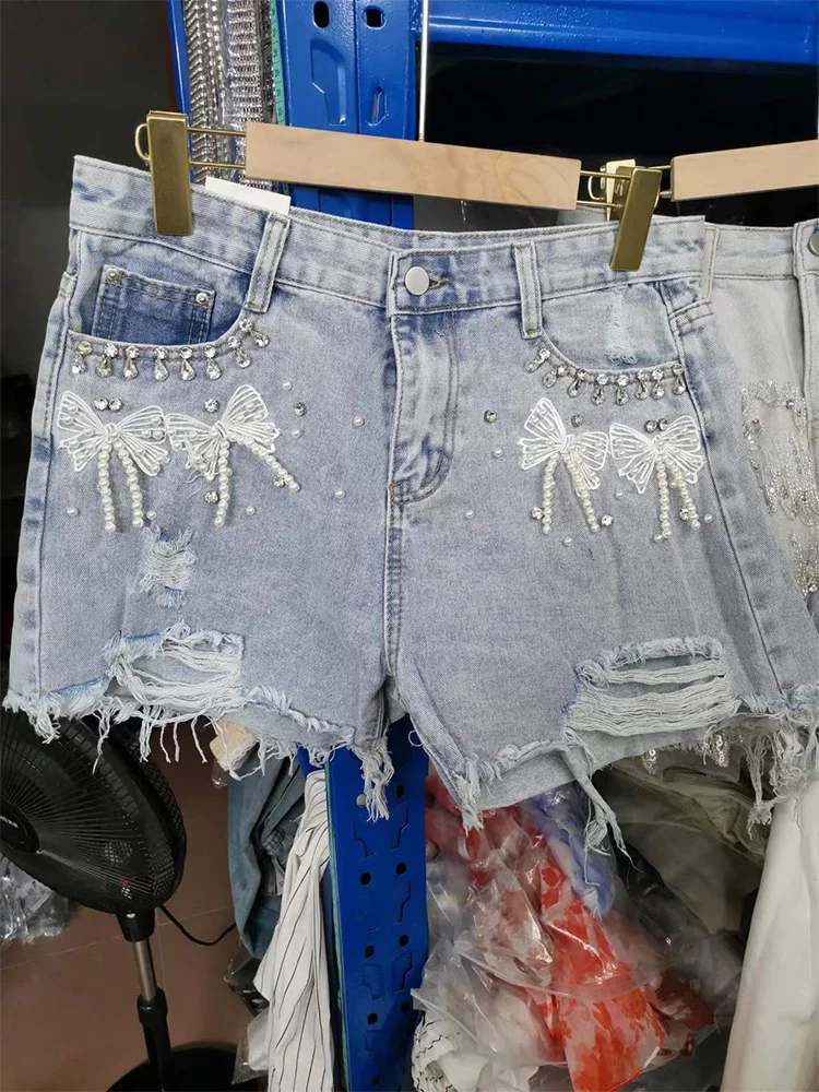 Fashion Waist Beads Denim Shorts 2022 Summer New Beaded Loose Thin High Waist Ripped Net Red jeans Hot Pants Women'S Clothing