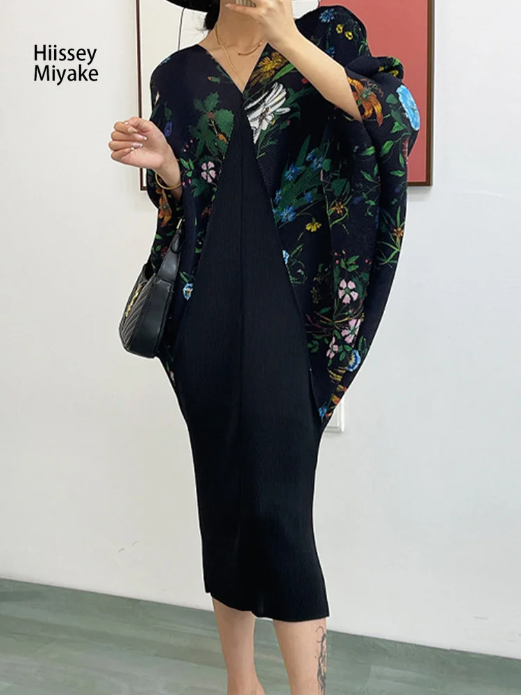 HiIssey Miyake 2023 Fashion Design Women Casual Elegance Wind Summer Bat Seventh Sleeve V-neck Pleated Print Chiffon Dresses