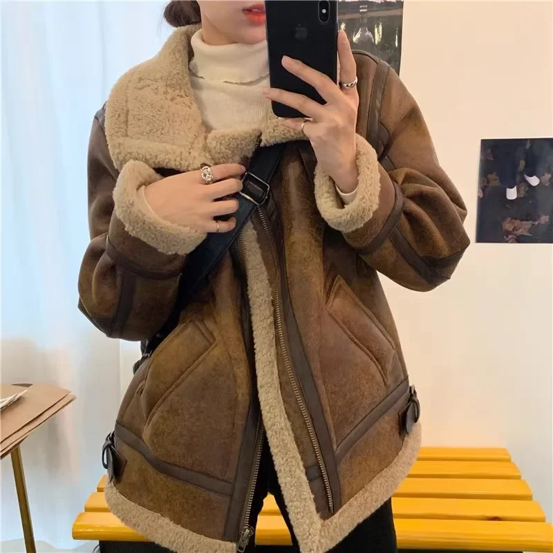 Женская осенне-зимняя меховая куртка из искусственного меха ягненка