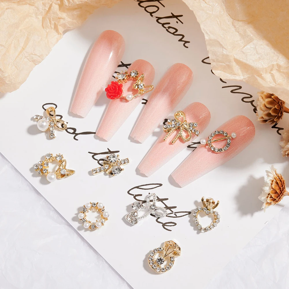 

10pcs Garland Nail Art Charms Butterfly/Crown/Ring Ring Rhinestone Gems Nail Decoration Metal Stone Jewel Manicure AccessoriesJK