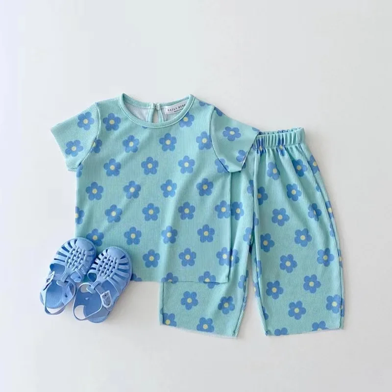 

Children's clothing children's summer flower pleated suit short-sleeved cropped pants children's home two-piece set