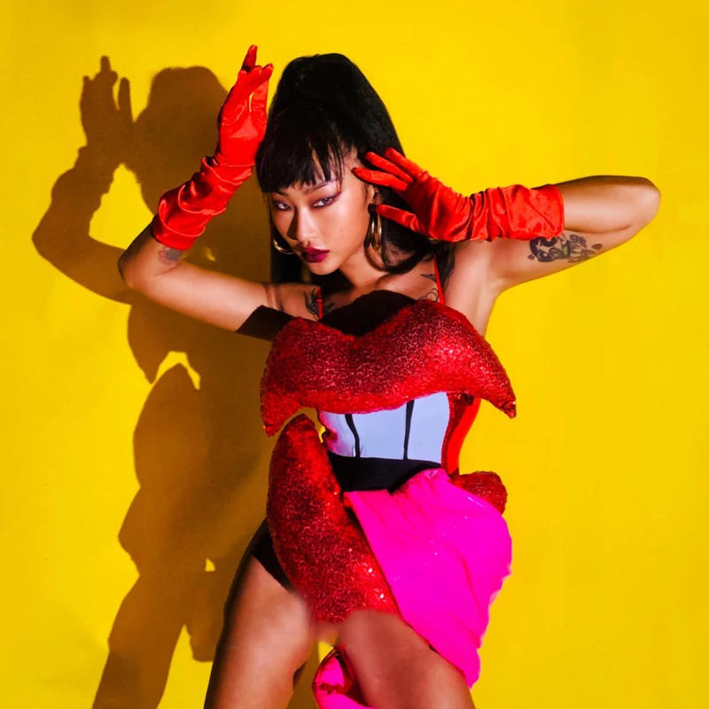 

Женское боди с блестками, красное боди с блестками