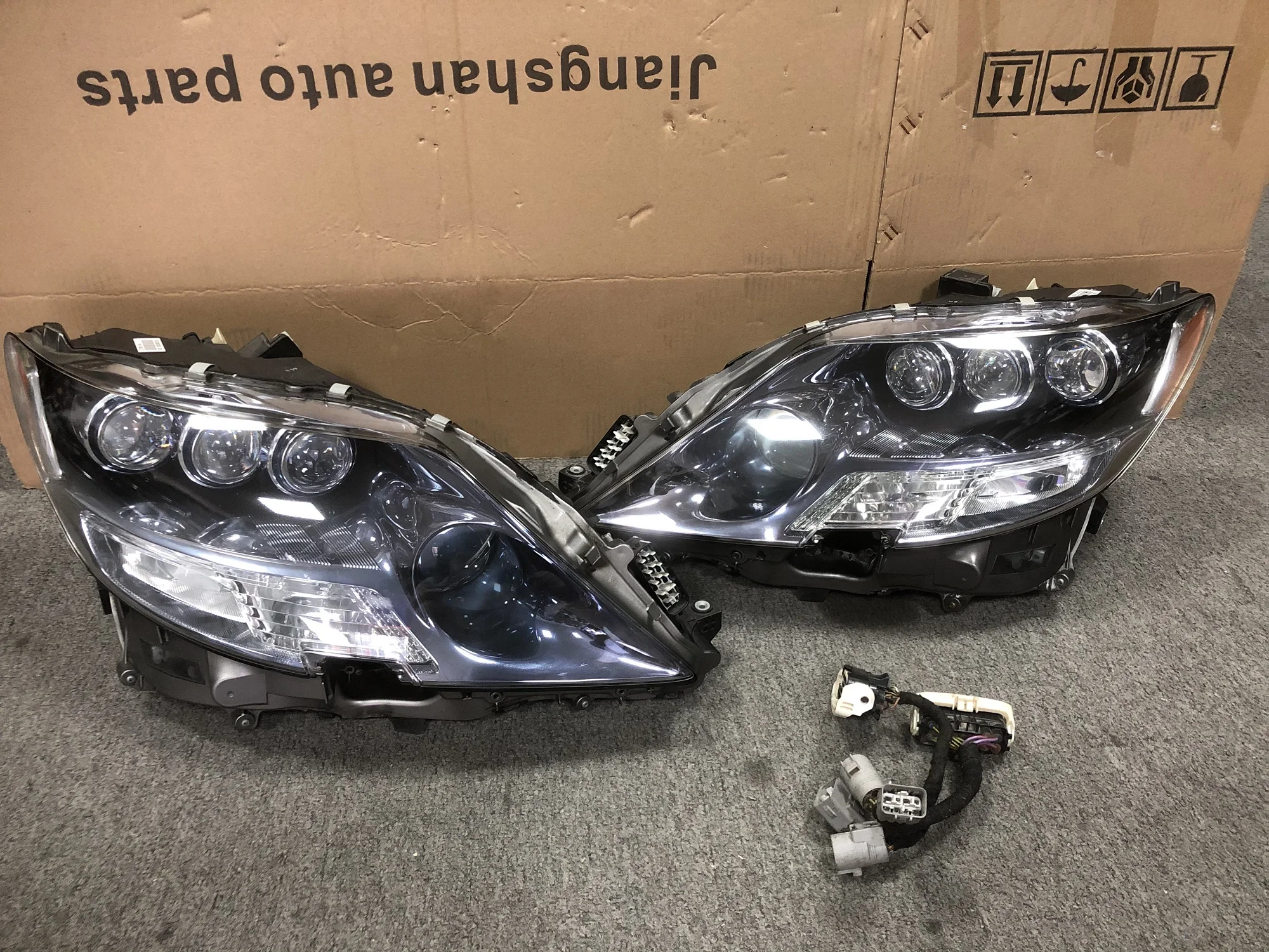 Рисунок 5 - Передняя решетка в сборе для Lexus