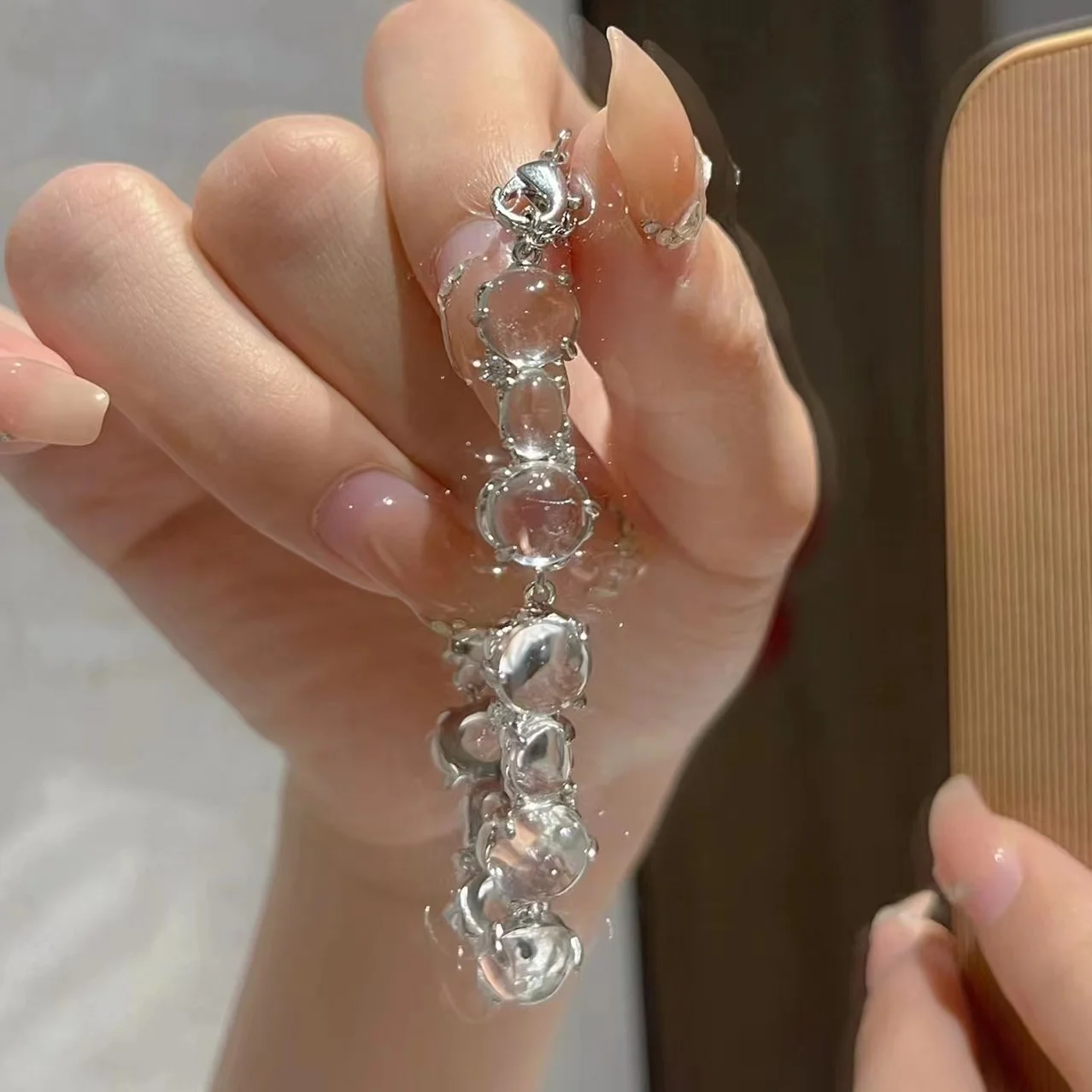 

New Crystal Transparent Bead Zircon Silver Colour Bracelet For Women Personality Fashion Bracelet Girlfriend Gift Party Jewelry