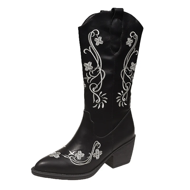 Женские высокие сапоги на массивном каблуке с вышивкой туфли среднем острым