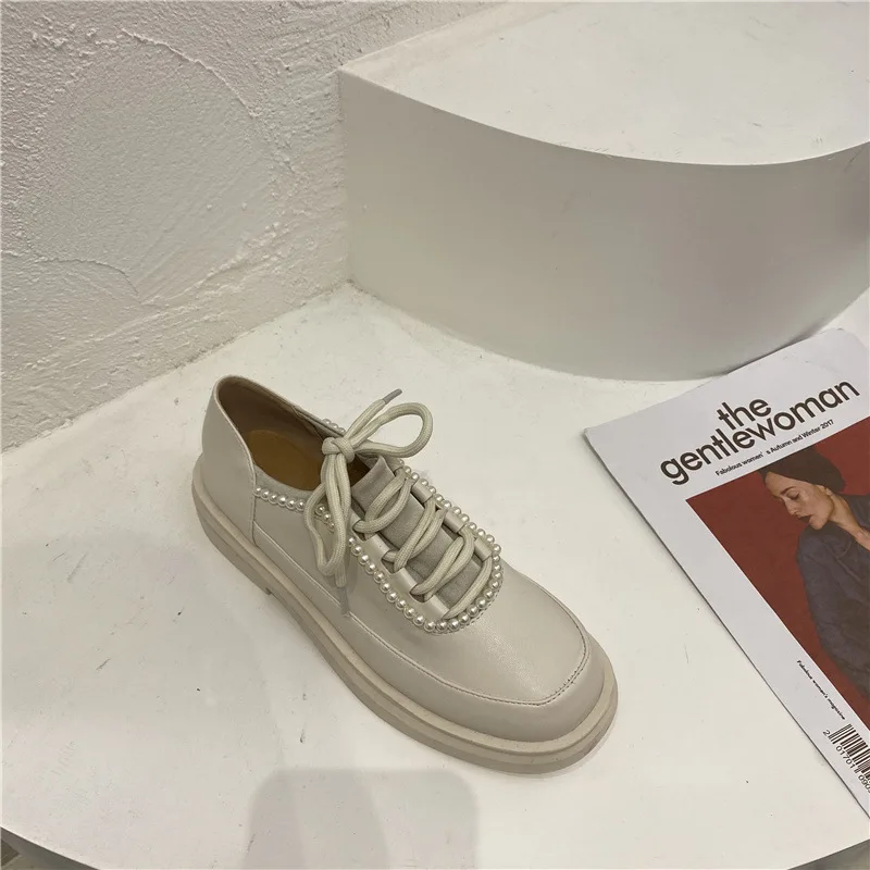 Women Beads Lace-up Leather Shoes Oxfords Pearl Thicken Soled Brogue Shoes Woman Flats Square Toe Thick Heels Loafers