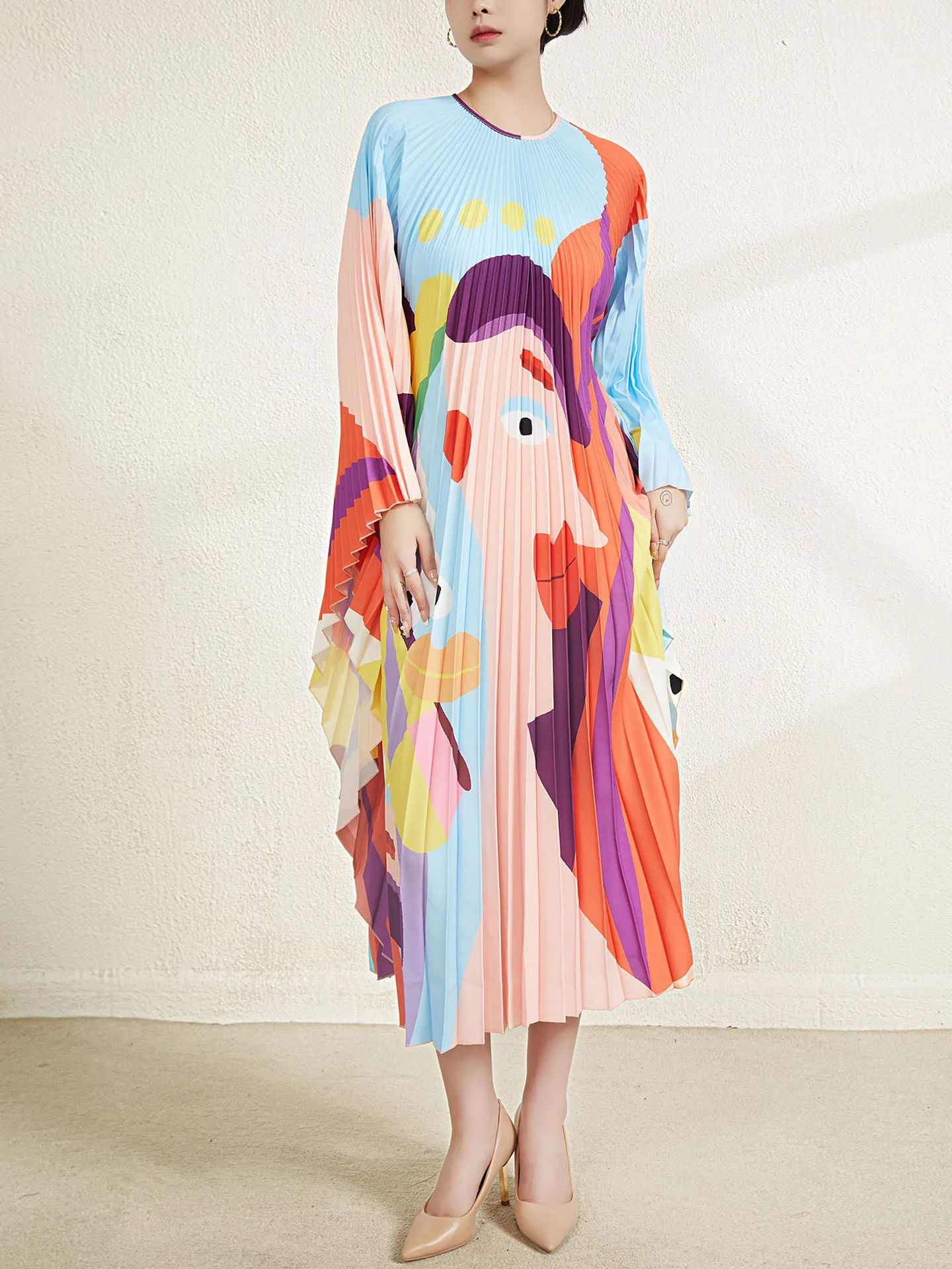 

Women's printed long sleeved fashionable loose fitting casual three house pleated dress