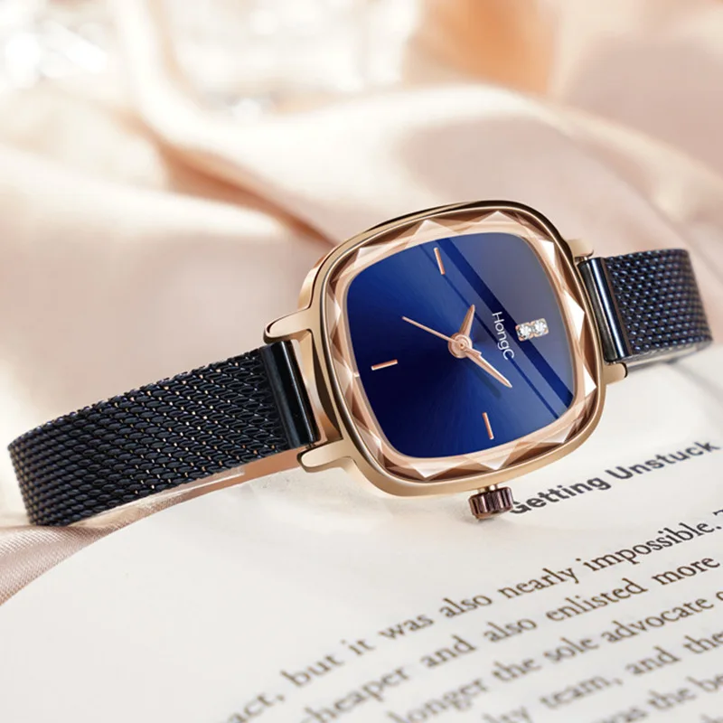 

Женские часы сезона 2023, женские часы, Женская Роскошная нишевая модель, маленький женский циферблат, водонепроницаемый студенческий браслет, женский стол