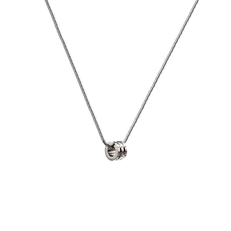 

Exquisite and advanced sense transit pendant titanium steel necklace men's hip-hop fashion simple collarbone chain cold minority